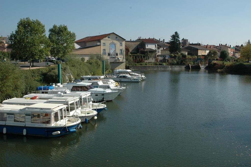 Le Jardin De La Reyssouze Bed and Breakfast Gorrevod Εξωτερικό φωτογραφία