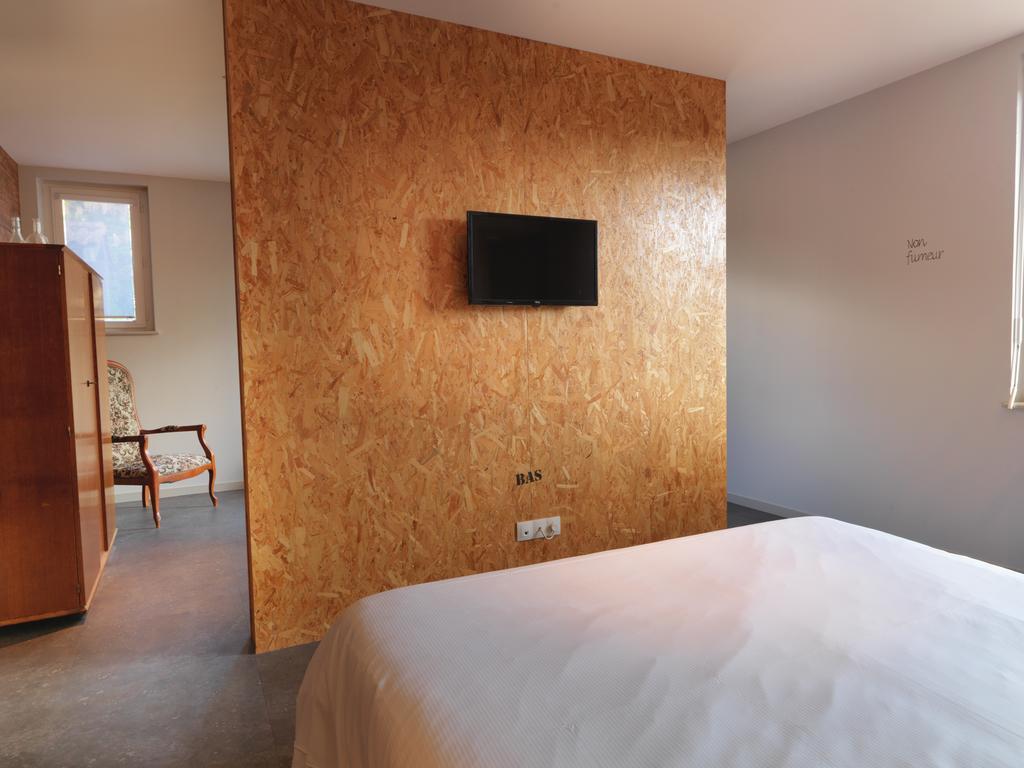 Le Jardin De La Reyssouze Bed and Breakfast Gorrevod Εξωτερικό φωτογραφία
